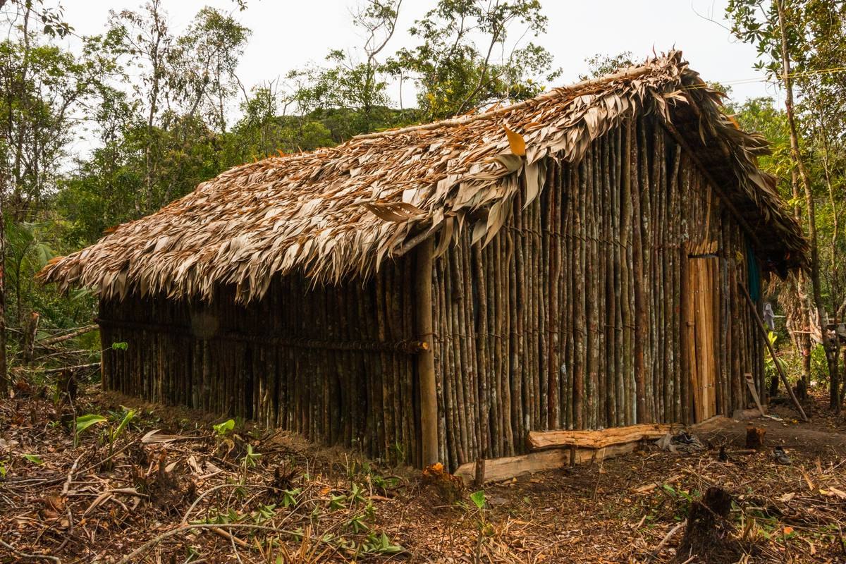 Casa feita de madeira